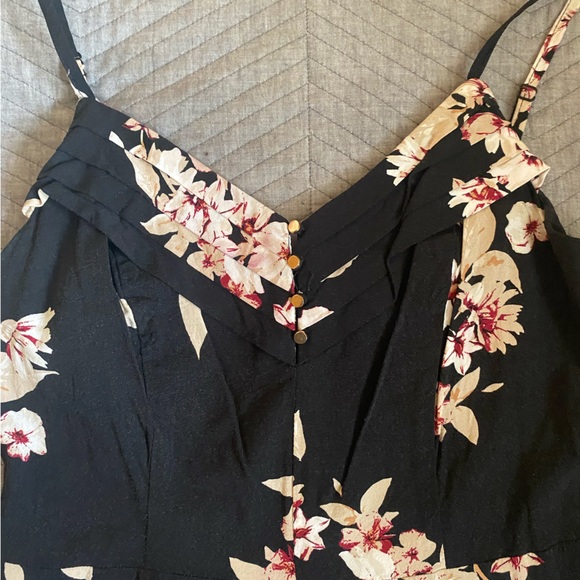 Dynamite Floral Mini Dress - Picture 3 of 3